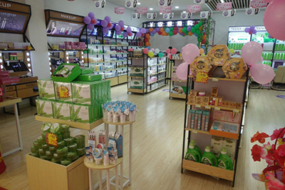 攜手小資生活 化妝品加盟店的合作共贏之道